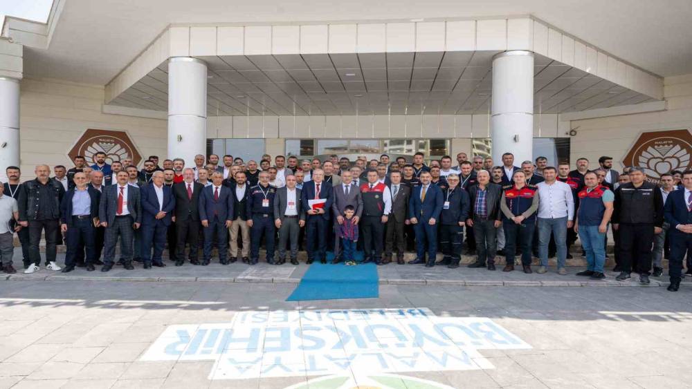81 ilin itfaiyecileri Malatya’da toplandı
