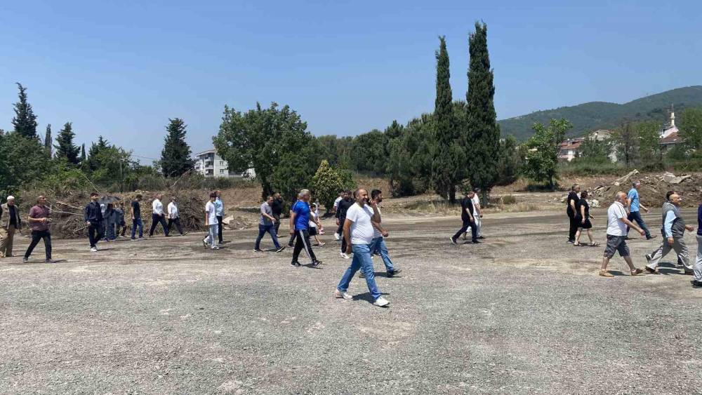 Kocaeli’de tır parkı gerginliği: Vatandaşlar projeye tepkili