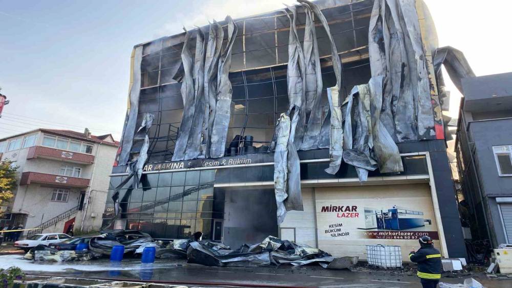 6 kişinin öldüğü patlamaya ilişkin kaçma hazırlığı yapan iş yeri sahibi yakalandı, oğlu aranıyor
