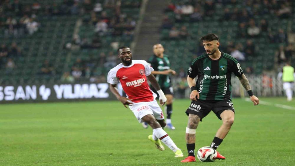 Trendyol Süper Lig: Kocaelispor: 0 - Fatih Karagümrük: 1 (Maç sonucu)