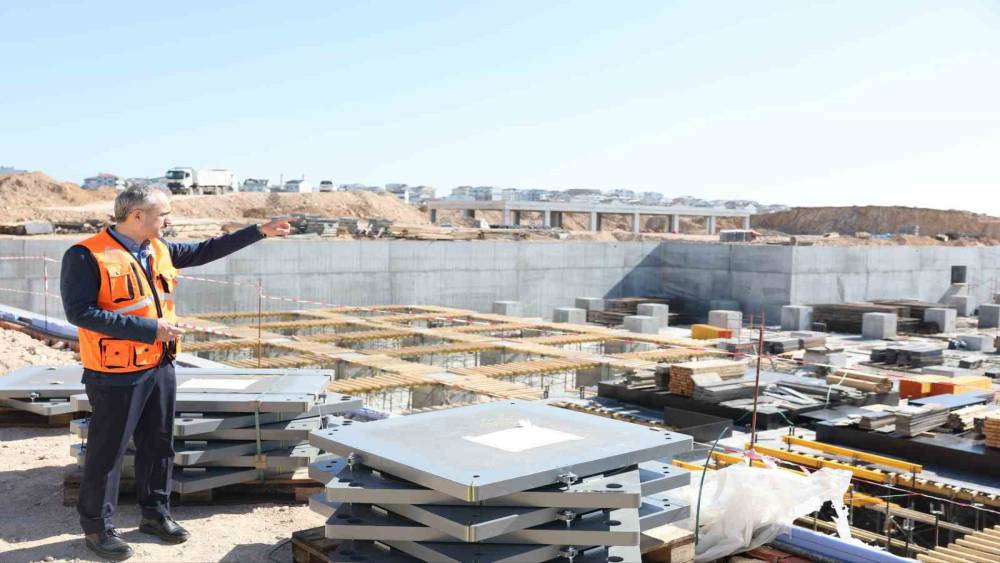 Başiskele&rsquo;de 63 bin metrekarelik Yeşilyurt Vadisi&rsquo;nde &ccedil;alışmalar s&uuml;r&uuml;yor
