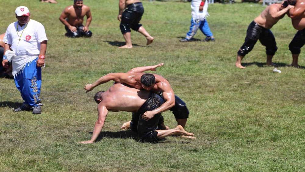 Kocaeli’de 18. Sekapark Altınkemer Yağlı Güreşleri