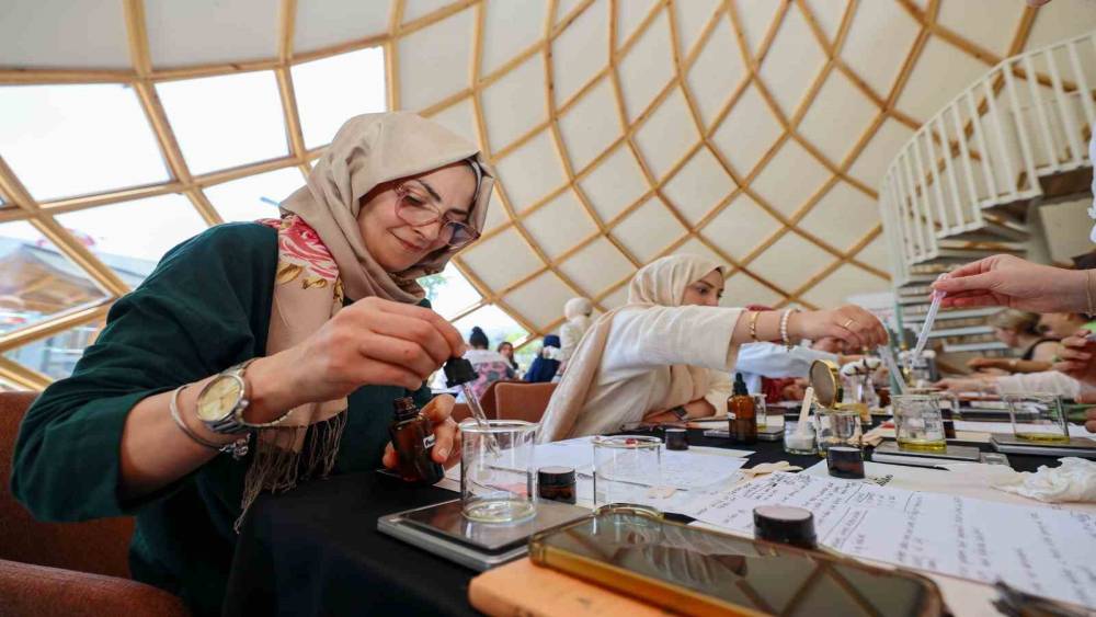 Başiskele’de kadınlar aromaterapi eğitimleriyle ke