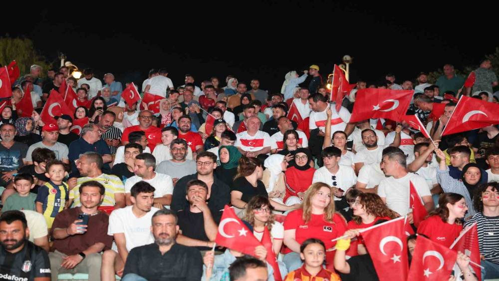 Darıca’da Dünya Kupası heyecanı dev ekranda yaşana