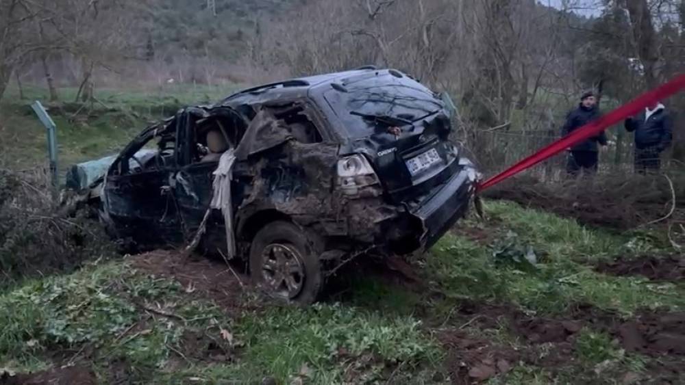 Dereye s&uuml;r&uuml;klenen otomobilini bir g&uuml;n sonra bulmuştu, yaşananları anlattı
