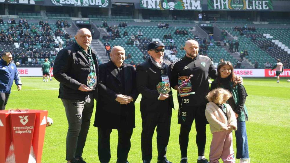 Kocaelispor&rsquo;da G&ouml;khan Değirmenci 100. ma&ccedil;ına &ccedil;ıktı

