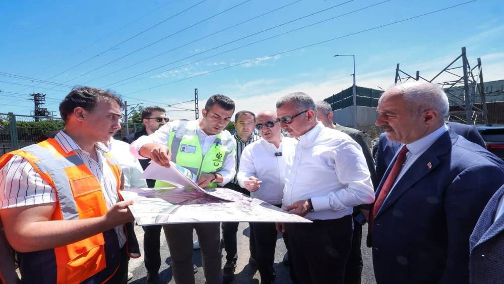 Başkan B&uuml;y&uuml;kakın &ccedil;alışmaları yerinde inceledi
