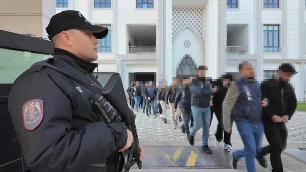 Siber dolandırıcıların cep telefonları &ccedil;amaşır makinesinden &ccedil;ıktı
