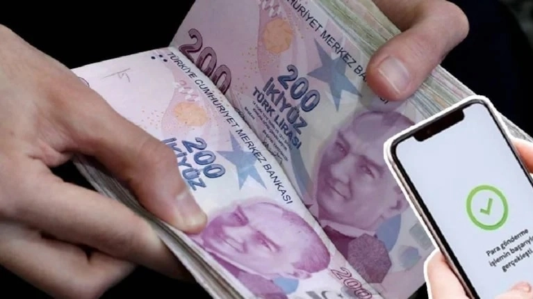 2026 ile birlikte IBAN&rsquo;la para transferinde k&ouml;kl&uuml; değişiklikler yapılacak!