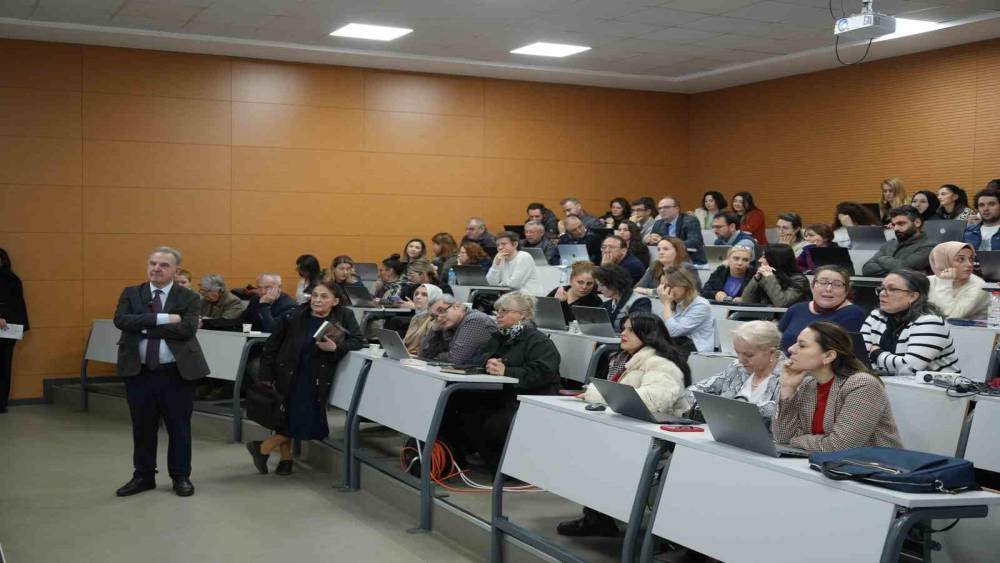 T&uuml;rkiye&rsquo;de bir ilk: &Ouml;ğrenci başarısı artık yapay zeka takibinde
