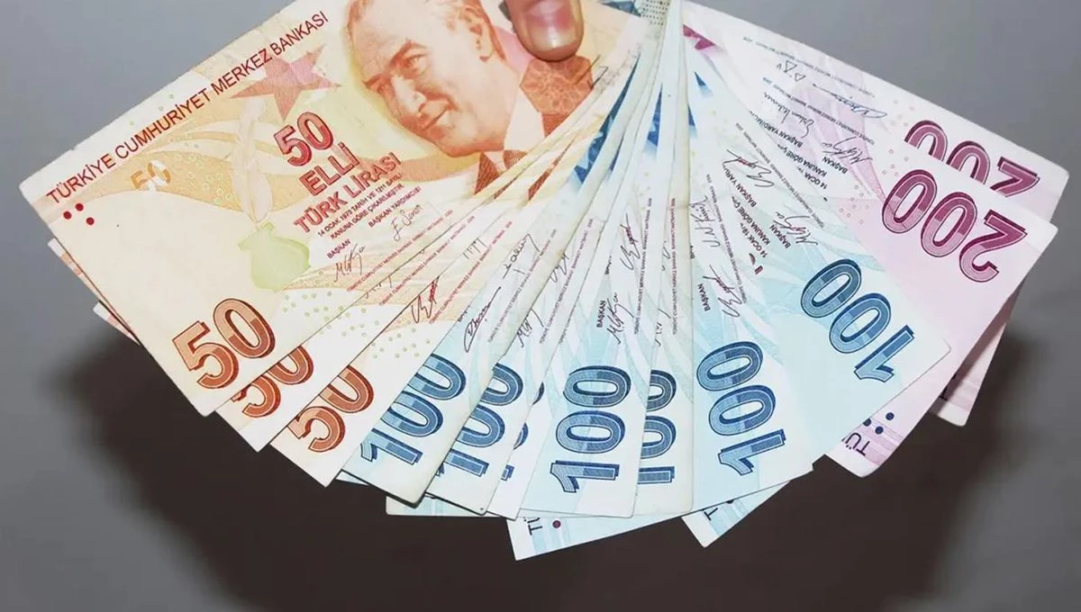 Akaryakıtta &Ouml;TV indirimi sevinci bir g&uuml;n s&uuml;rd&uuml;! 