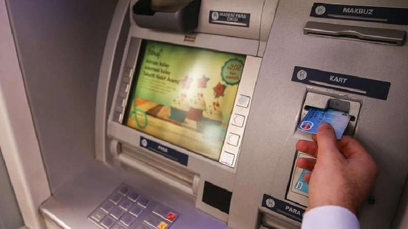ATM'lerden kartla para &ccedil;ekme d&ouml;nemi bitiyor!