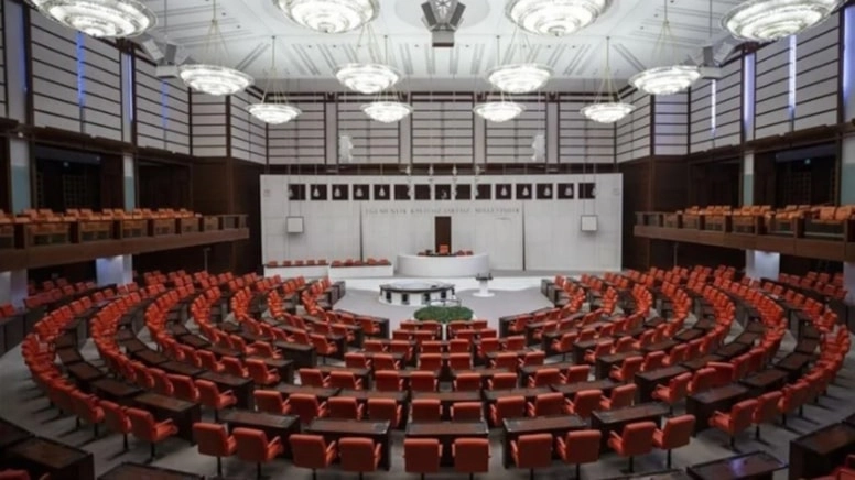 B&uuml;t&ccedil;eden milletvekillerine milyonluk harcama!