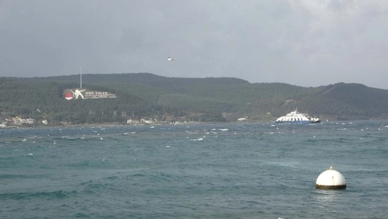 &Ccedil;anakkale Boğazı &ccedil;ift y&ouml;nl&uuml; transit gemi ge&ccedil;işine kapatıldı!