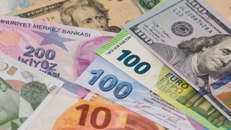 Dolar ve Euro&rsquo;da tarihi rekor