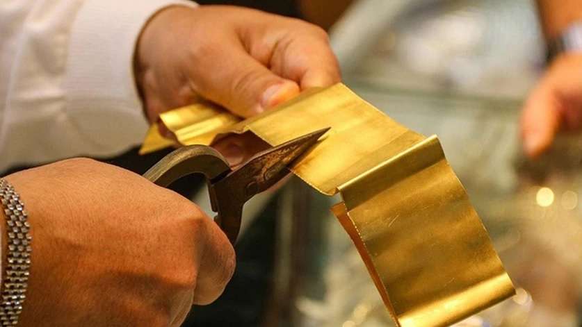 ‘Kesme altın’ yasağının ardından soluğu kuyumcularda alıyorlar!