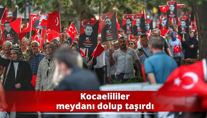 Kocaelililer meydanı dolup taşırdı