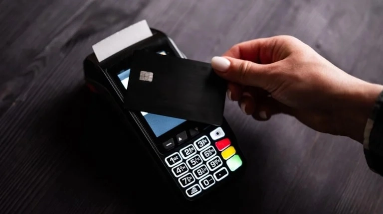 Kredi kartıyla alışveriş yapanlar bu &ouml;demeyi kuruşu kuruşuna alabilir!